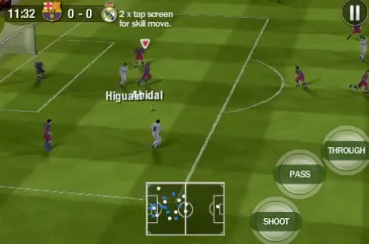 FIFA 11 iPhone - Field Play