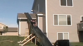 Faily na šmýkačkách