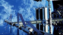 Space Thunder opúšťa bojiská na zemi a letí do kozmu