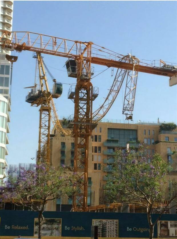 Je také teplo, že sa až žeriav roztopil