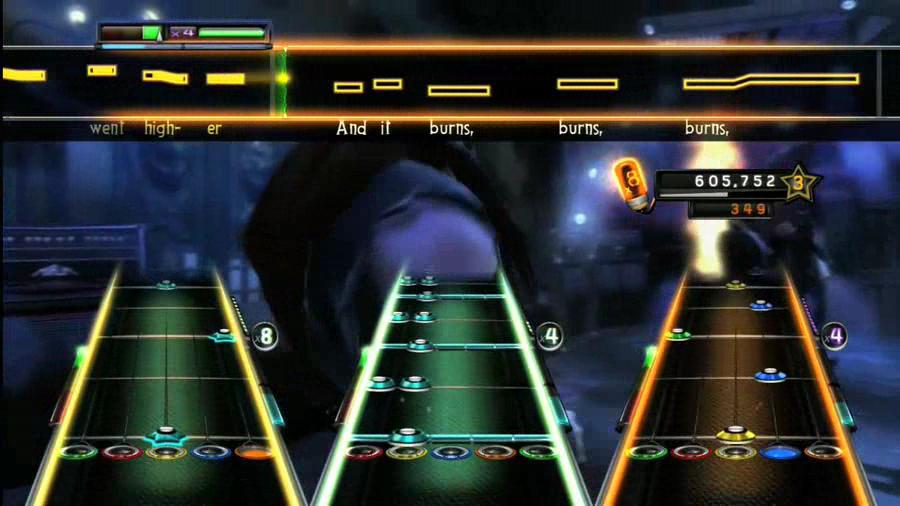 Guitar Hero 5 - E3 09 gameplay