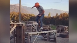 Vydaren� k�sky t��d�a