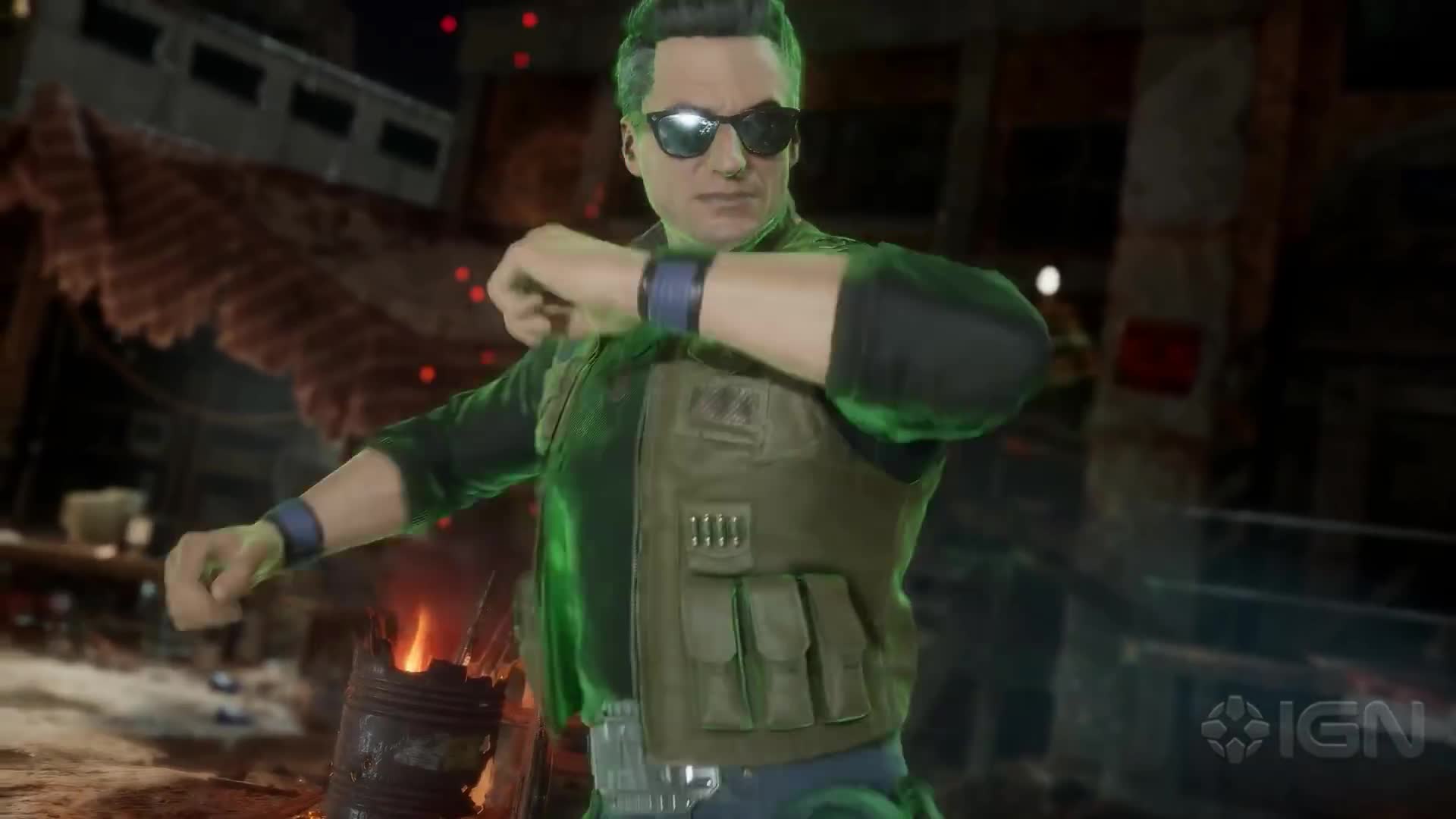 Johnny Cage z Mortal Kombat 11 sa nm predstavuje