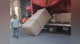 Zl� de� v pr�ci