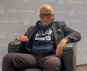 Peter Weller pozdravuje Sector.sk