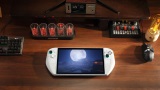 Abxylute 3D One, handheld s 11-palcovým 3D displejom kúpite za 1699 dolárov