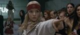 Chris Evans v ruk�ch ekofanatikov veden�ch Anyou Taylor-Joy. Hviezdne obsaden� satira Obe� / Sacrifice je online