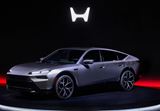 Honda men� strat�giu, uk�zala nov� hybridn� prototypy