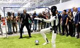 V Eur�pe sa za�ala s�riov� v�roba humanoidov, Srbsko chce vyr�ba� tis�ce robotov ro�ne