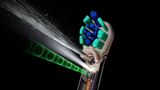 Dyson predstavil kefku s kamerou a AI. Sama n�jde medzery medzi zubami a vystrel� do nich �stnu vodu
